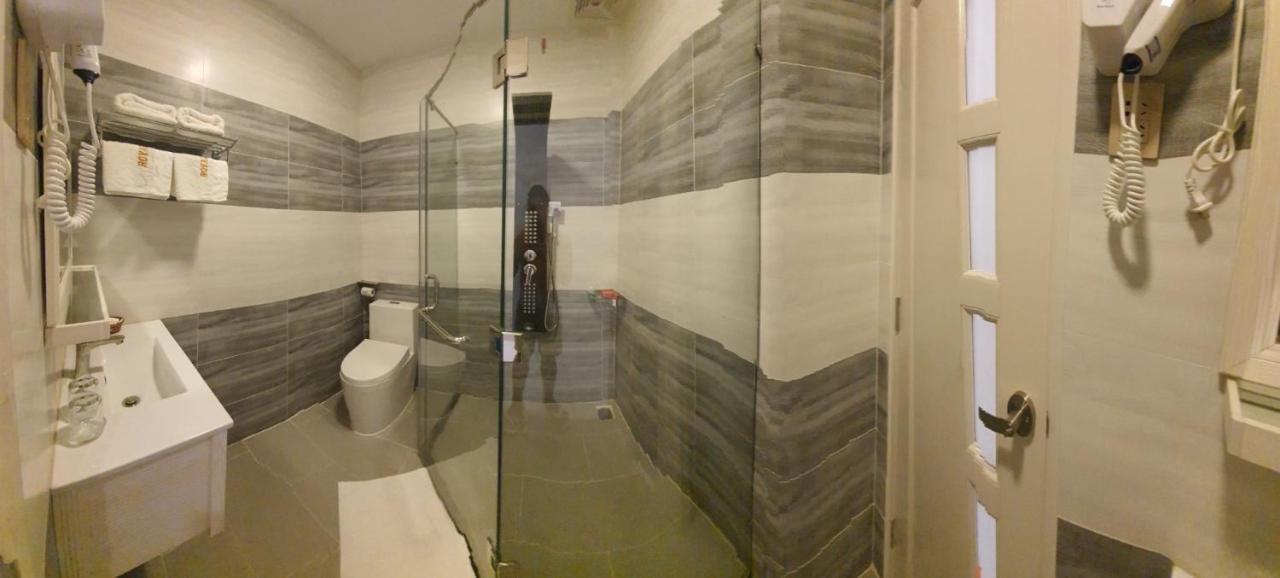 Royal Hotel Bac Lieu Ngoại thất bức ảnh