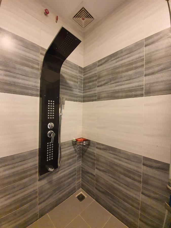 Royal Hotel Bac Lieu Ngoại thất bức ảnh